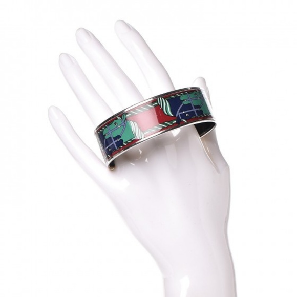 HERMES Enamel Printed Wide Quadrige Bracelet 75 - Picture 3 of 6